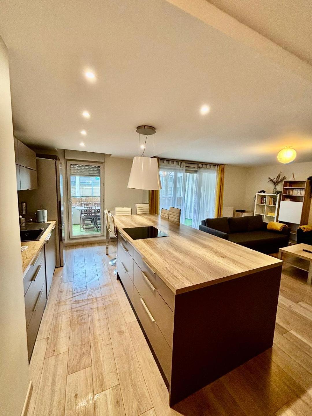 Top !!! 3 Chambres, Climatisation, Terrasse Villeurbanne Exterior photo